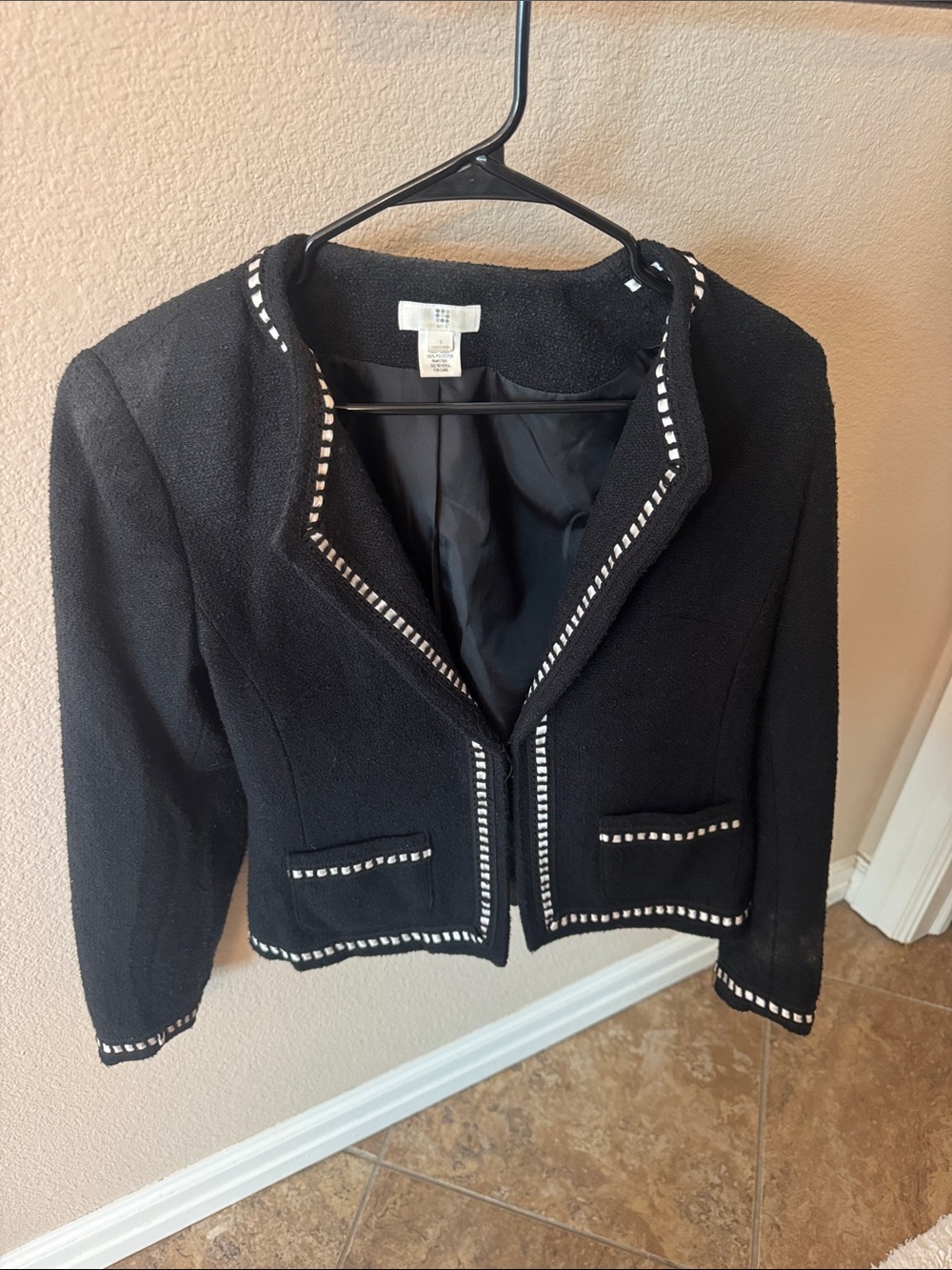 Apt. 9 Black Tweed Blazer with White Trim